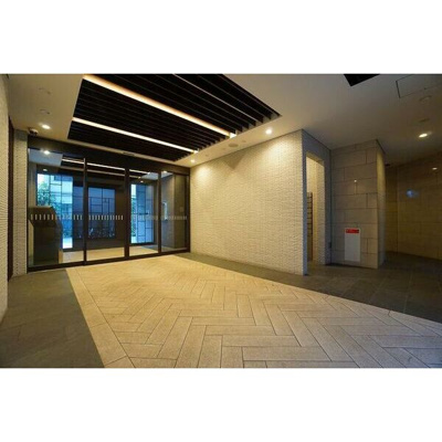 【ロビー】 | La Douceur梅田West | 高級感のあるロビーです