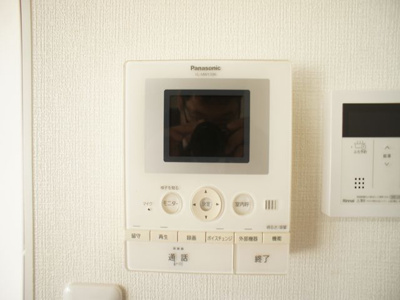 【セキュリティ】 | レジデンス・ノヴァG | 訪問者の確認ができるTVドアホン付きです♪