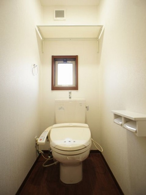 【トイレ】 | レジデンス・ノヴァG | 温水洗浄暖房便座機能付きです♪
