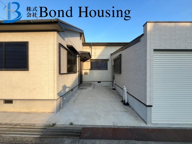 「倉庫つき」「屋根付きガレージ」大久保町八木 築23年のその他