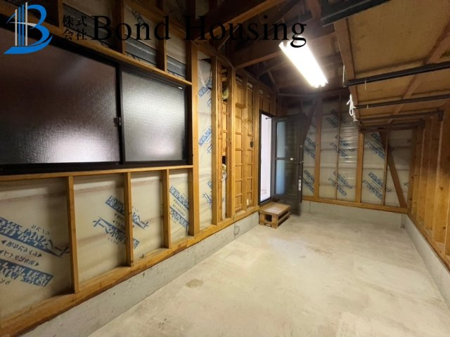 「倉庫つき」「屋根付きガレージ」大久保町八木 築23年のその他