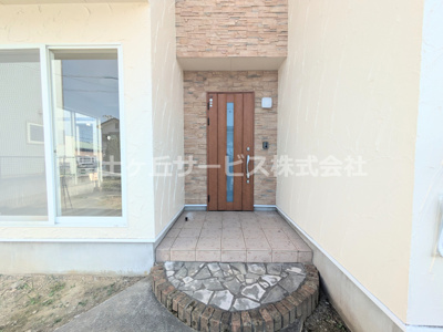 【エントランス】 | 豊橋市若松町 中古戸建て  | エントランスです