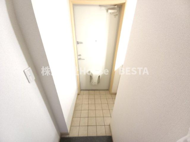 プラチナコートの玄関