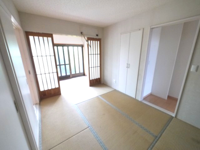 山武市津辺　大型中古戸建の和室|敷地約514坪 7SSLDKK+２SSSSK平家2世帯住宅 社宅などに JR総武本線成東駅徒歩約9分