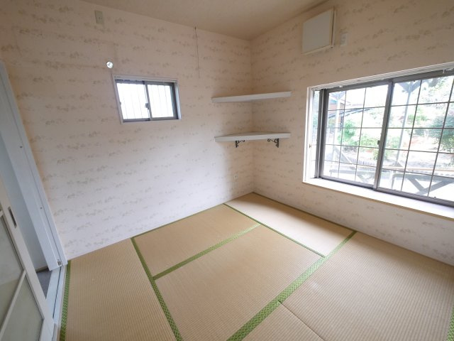 山武市津辺　大型中古戸建の和室|敷地約514坪 7SSLDKK+２SSSSK平家2世帯住宅 社宅などに JR総武本線成東駅徒歩約9分