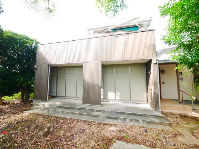 山武市津辺　大型中古戸建の外観|敷地約514坪 7SSLDKK+２SSSSK平家2世帯住宅 社宅などに JR総武本線成東駅徒歩約9分