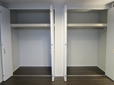 【収納】 | CLEIAS TOWN水戸市東野町【全2棟】 | 寝室の収納　■洋服はもちろん、お子様との思い出もたっぷりしまえます