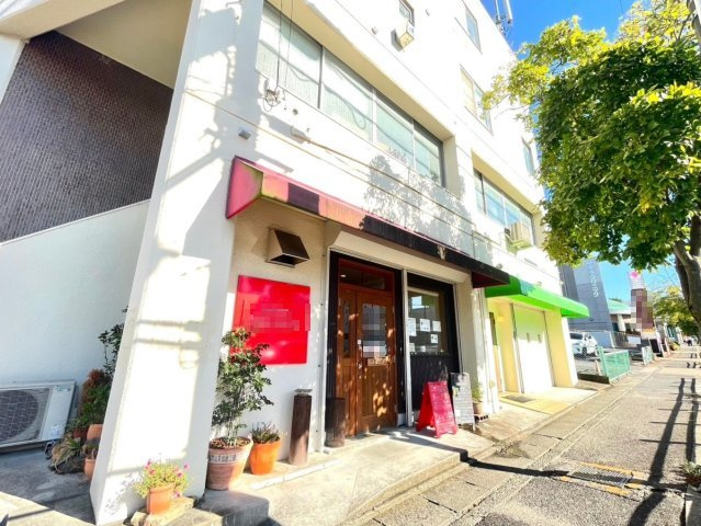 一つ山ビルの外観