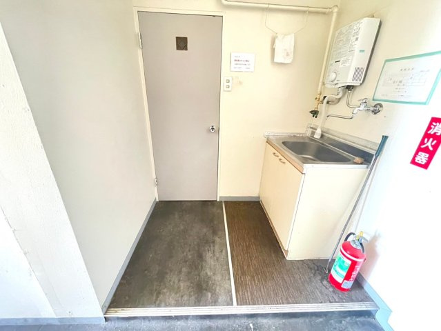 一つ山ビルの内装