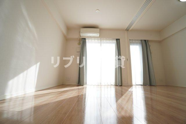 エクセレントシティ千葉県庁前の居間・リビング