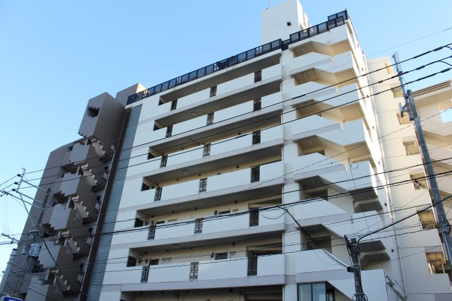 ルミナス松山の外観