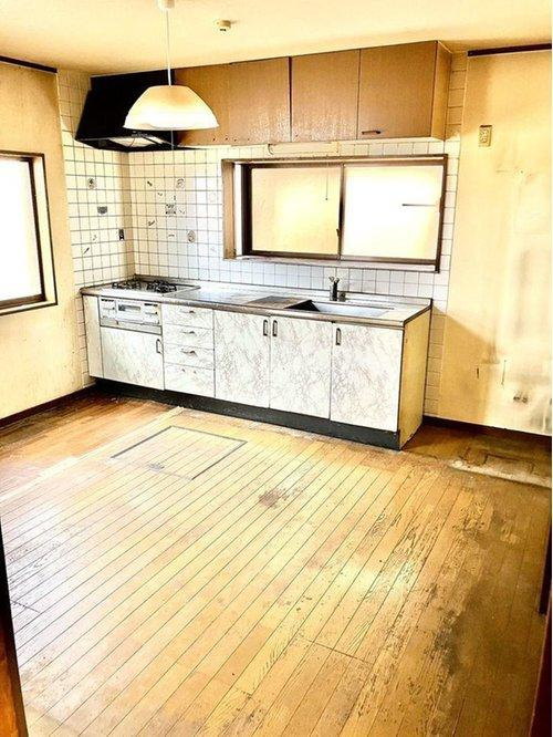 宇多津町津の郷　中古戸建のキッチン|ダイニングキッチン