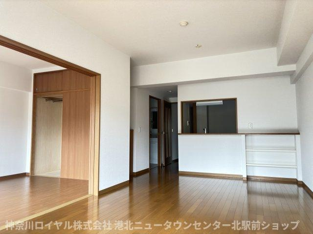 【居間・リビング】