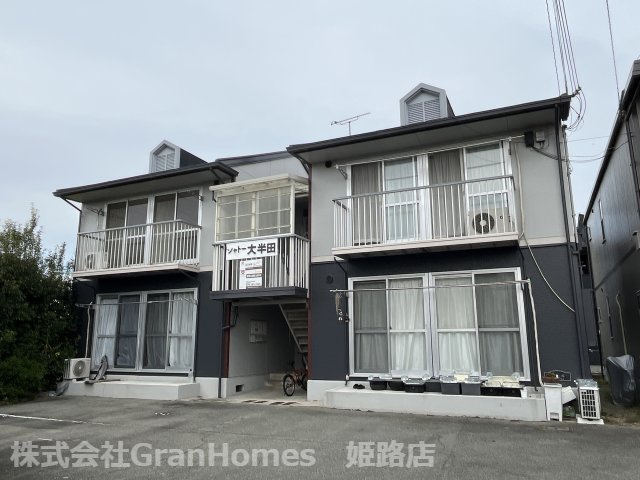シャトー大半田　Ⅰ棟の外観