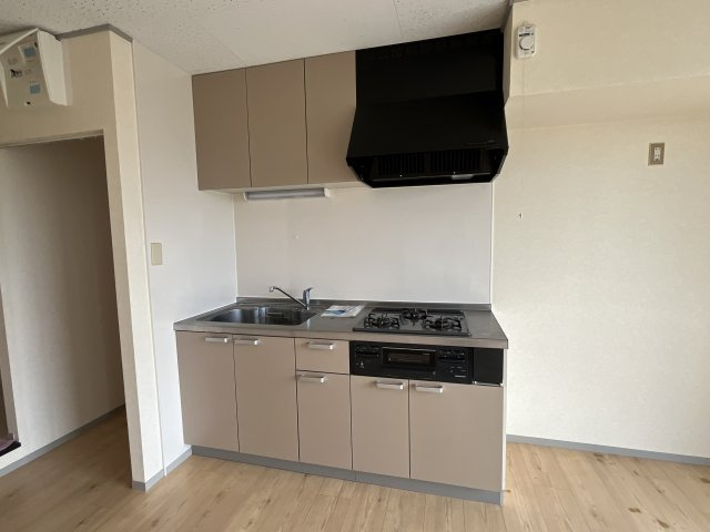 シャトー大半田　Ⅰ棟のキッチン