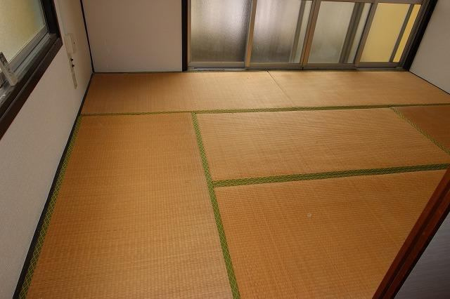 プラムコーポの和室