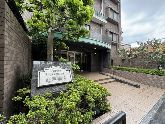 日神パレステージ亀戸第3のエントランス