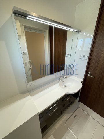 ボヌール C棟の洗面所