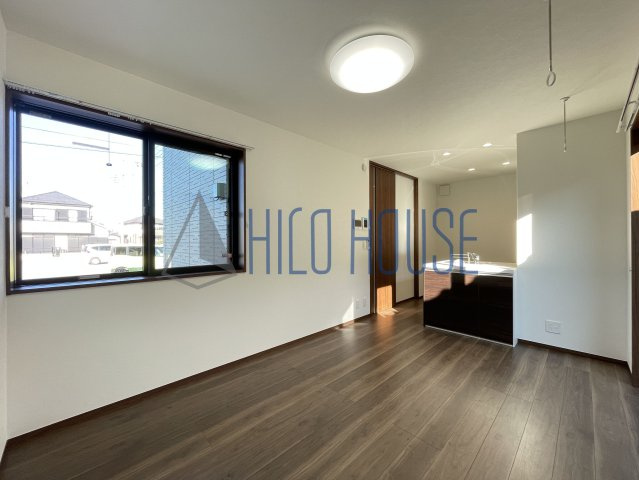 ボヌール C棟の居間・リビング