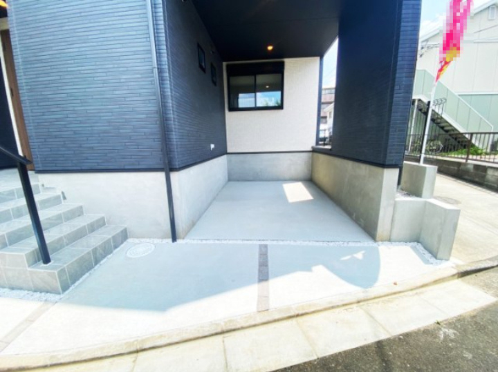 祝　成約済み　八王子市　散田町　新築戸建て　２期の駐車場|～仲介手数料無料☆八王子ひなた不動産～八王子市散田町　新築戸建て