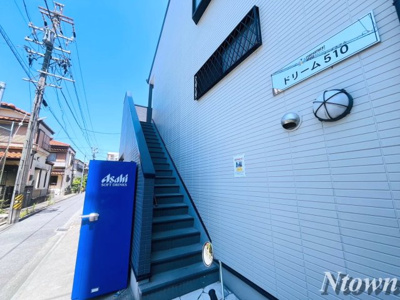 【エントランス】 | ドリーム510 | 落ち着いたエントランスです