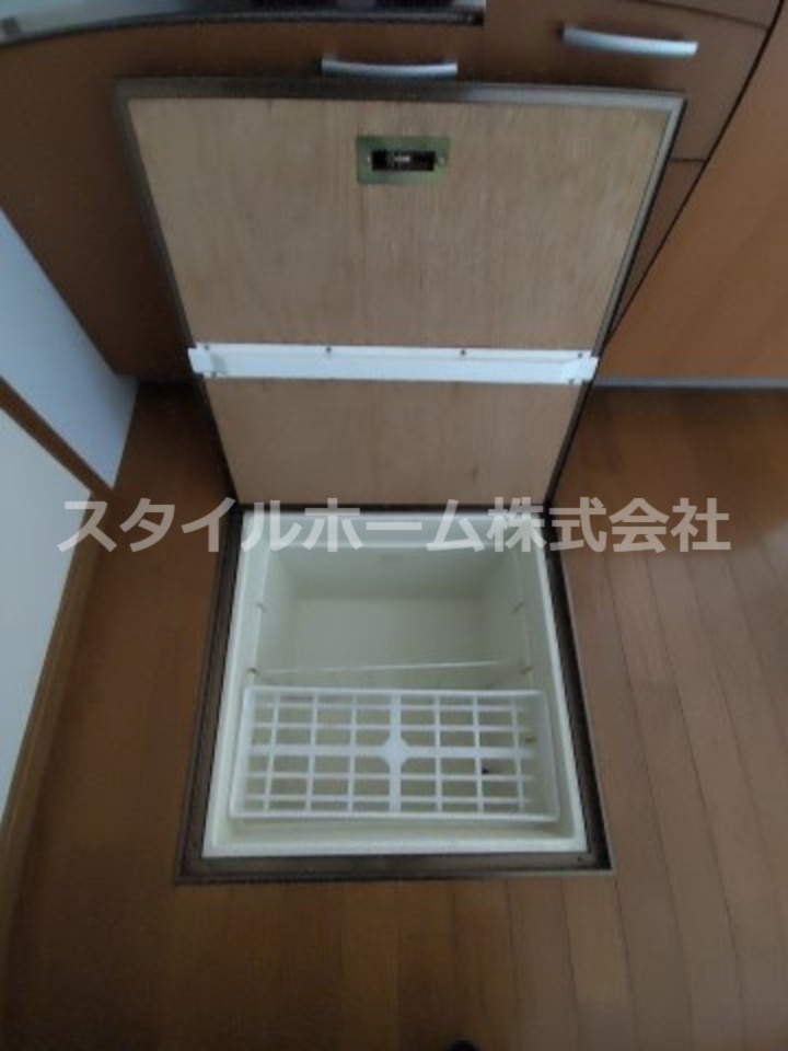 アネシスEの収納|別部屋写真です。