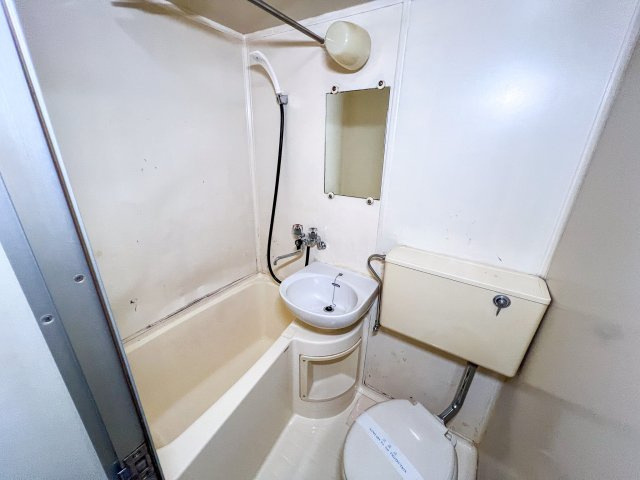 藤清ビルの洗面所