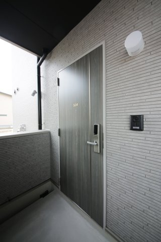 ヴィラサンフローラヒロⅢの玄関