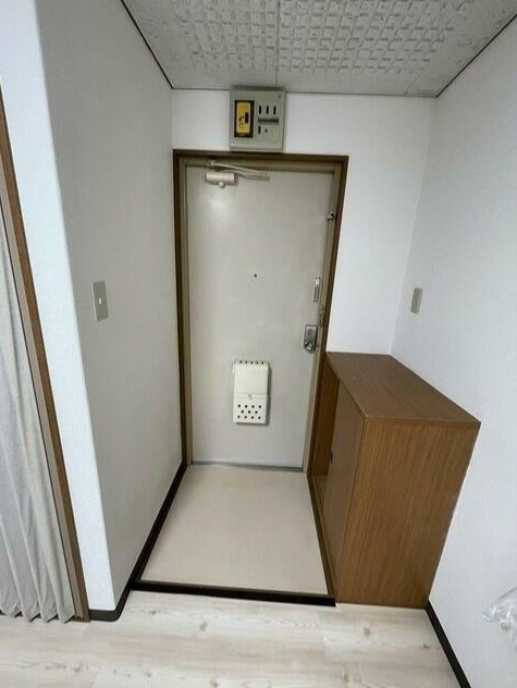 クリーンライトマンションの玄関
