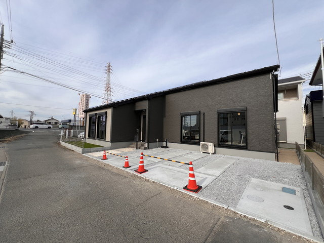 新築　高崎市倉賀野町12期　GRAFARE　2号棟の前面道路含む現地写真|南側接道幅員約4.5ｍ