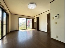 【居間・リビング】 | 北五葉５丁目　中古戸建