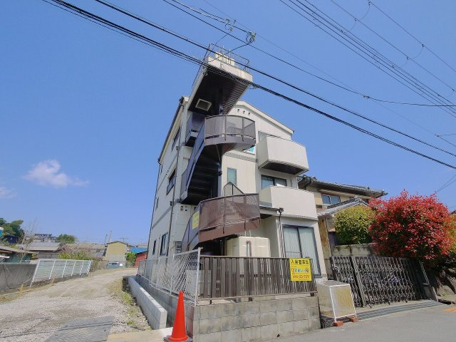 マイホーム新の外観
