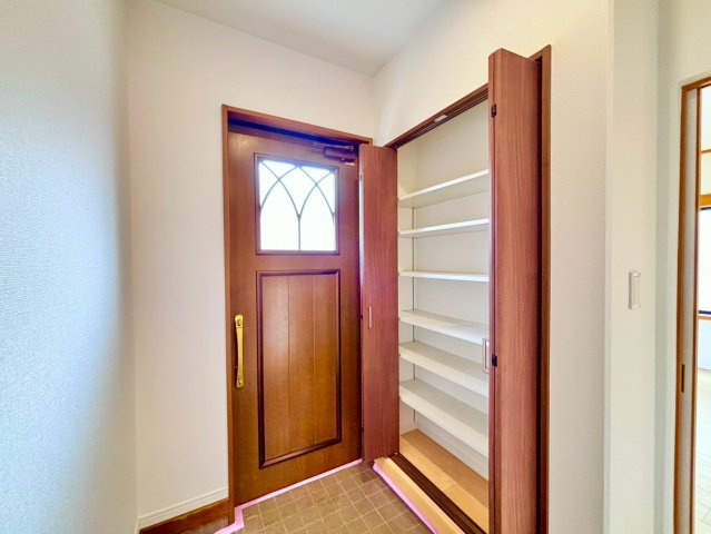 野田市みずき4丁目　中古戸建　平成12年の収納