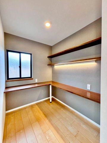 野田市みずき4丁目　中古戸建　平成12年の構造・工法・仕様