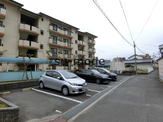 シャロームDの周辺