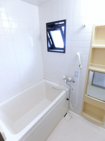 シャロームDの浴室