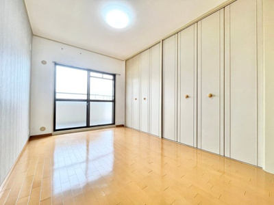 【内装】 | 朝日プラザ東豊中2 | 現在ご返済中のカーローン・カードローン・教育ローンなどを住宅ローンに一本化したり、家具家電購入費用・引越し費用を住宅ローンと組み合わせるなど、お客さまにメリットの多い住宅ローンのご提案が可能です。