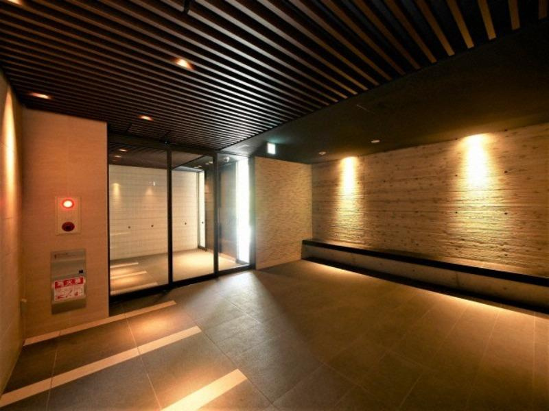 S-FORT江坂垂水町のエントランス