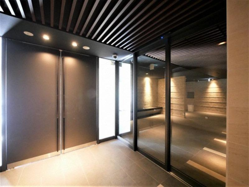 S-FORT江坂垂水町のエントランス