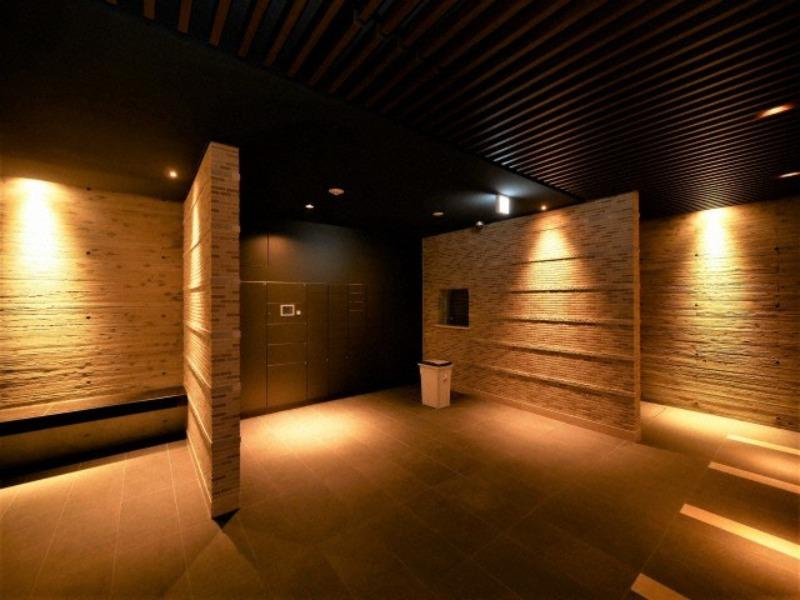 S-FORT江坂垂水町のエントランス