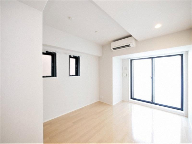 S-FORT江坂垂水町の居間・リビング