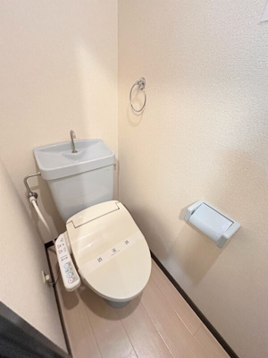 【トイレ】 | ロイヤルブリッジ