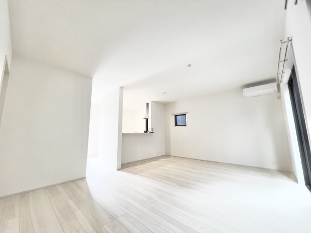 Sumai-to四街道市鹿渡の居間・リビング|こちらのリビングで趣味の時間をお楽しみください