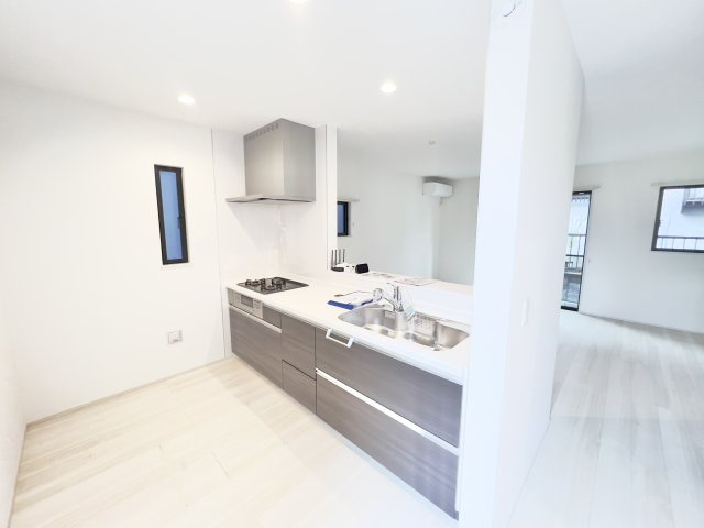 Sumai-to四街道市鹿渡のキッチン|コンパクトなキッチンで掃除もラクラク