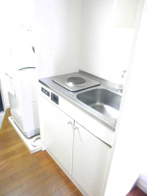 レオパレスKOMATSUのキッチン|画像8