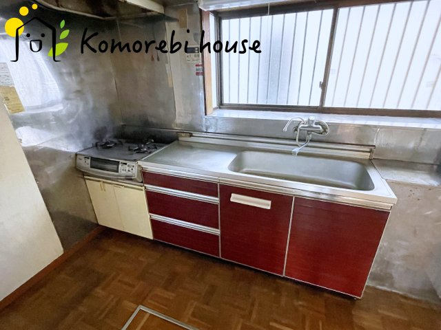 桶川市鴨川1丁目　中古戸建のキッチン|11/9　撮影済み