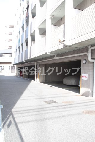 コスモ横浜保土ケ谷の駐車場