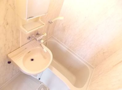 【浴室】 | じゅんグランドモア高宮 | 別号室の写真になります。現況優先。