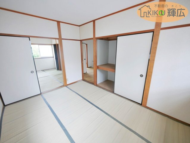 高砂市米田町島　中古戸建の寝室
