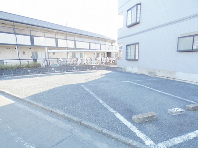 【駐車場】 | サンブリッヂNT